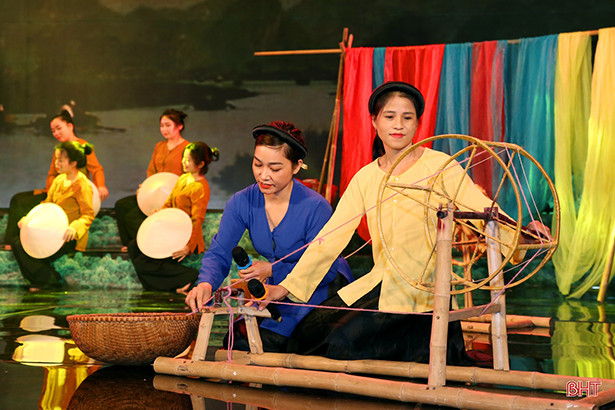 Banner cho bài viết:Đề đọc hiểu Văn Bản Thông Tin Dân Ca, Ví Giặm Xứ Nghệ